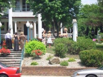 The Pillar Inn Cold Spring Экстерьер фото